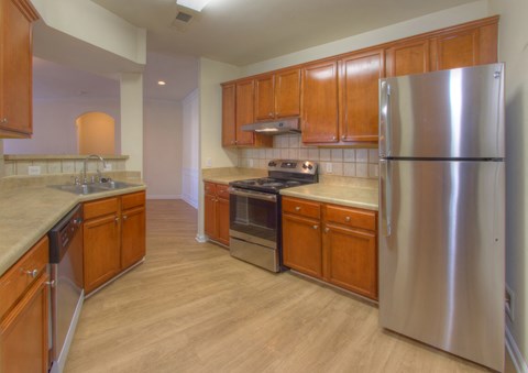 Luxury Apartments in Lithonia| Wesley Kensington Apartments | Stainless Steel Appliances